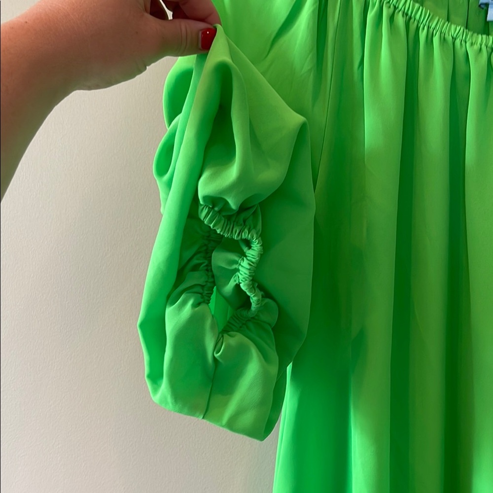 CeCe Vibrant Green Ruffle Sleeve Blouse - Picture 5 of 10